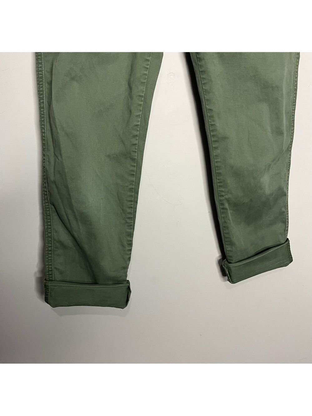 GAP Girlfriend Chino Cotton Pants in Green, size 0 - Picture 4 of 9